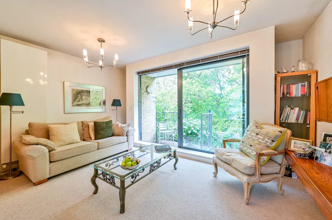 2 bed house for sale, London, SW15