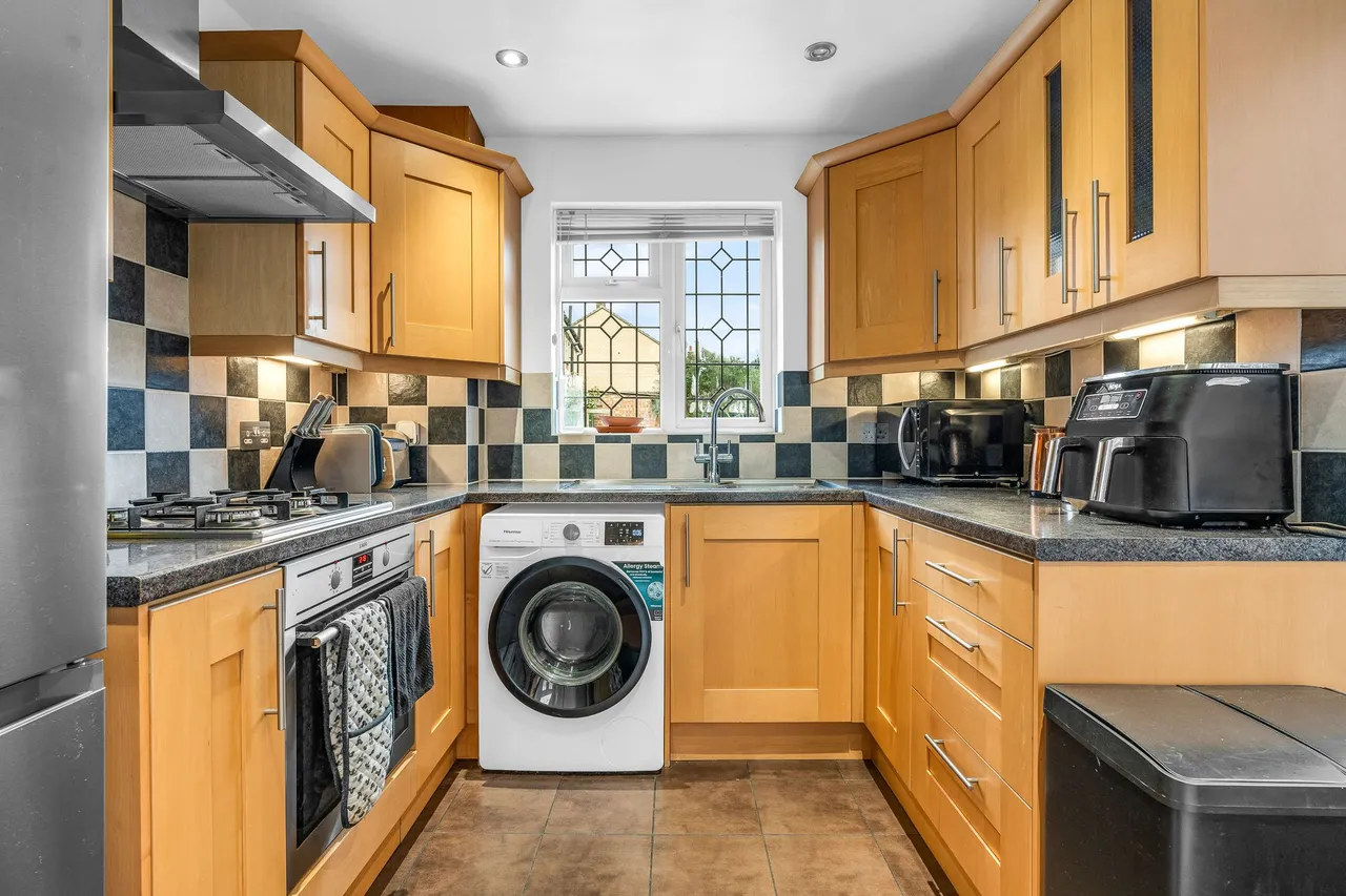 Cobham Road, Ware, SG12 7HD, photo 12