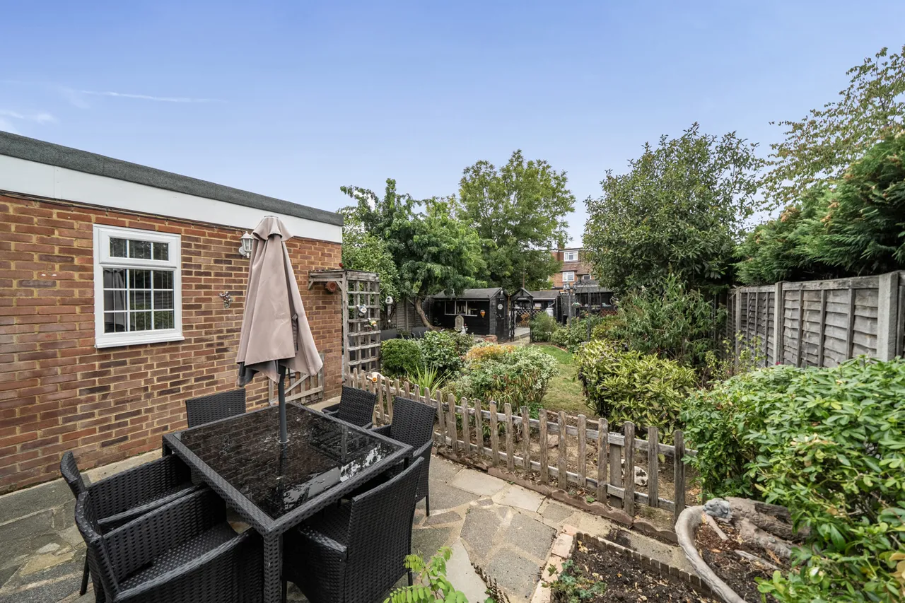 Whitby Road, Ruislip, HA4, photo 15