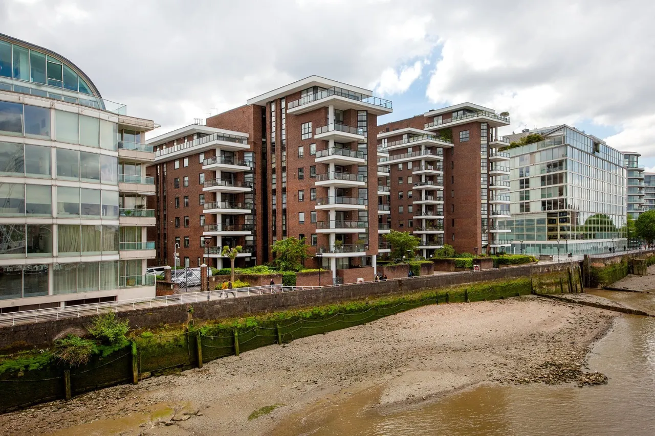 Anhalt Road, London, SW11, photo 16