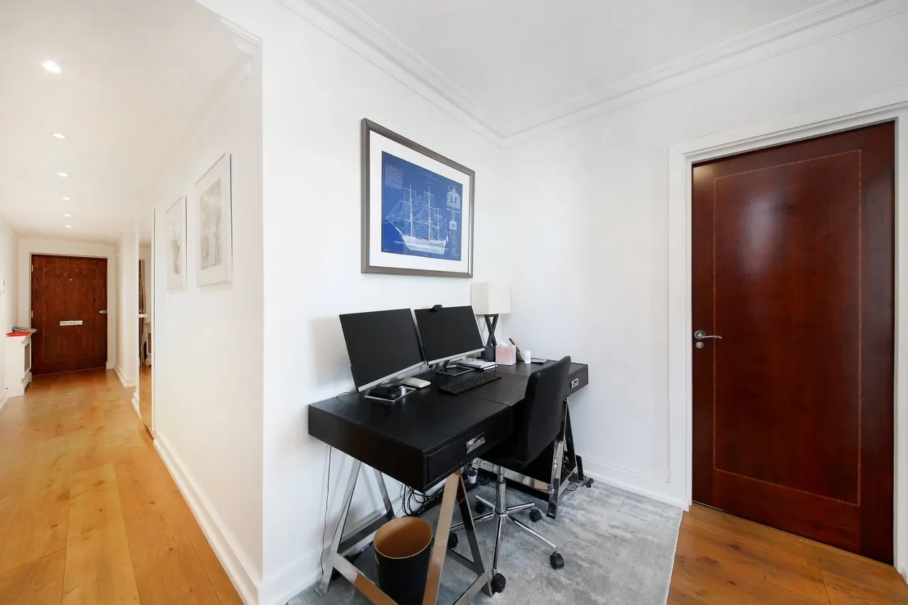 Anhalt Road, London, SW11, photo 8