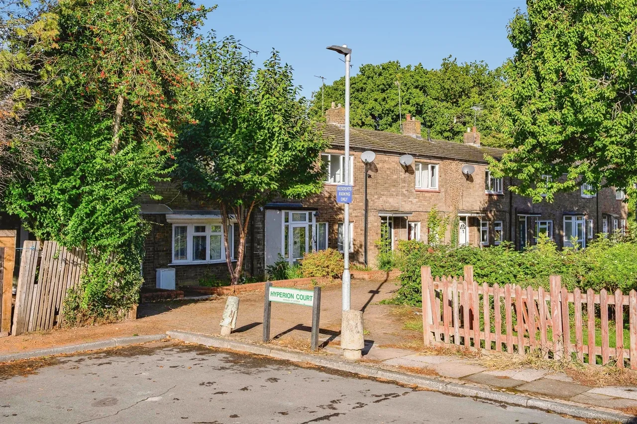 2 bed house for sale, Hyperion Court, Hemel Hempstead, HP2