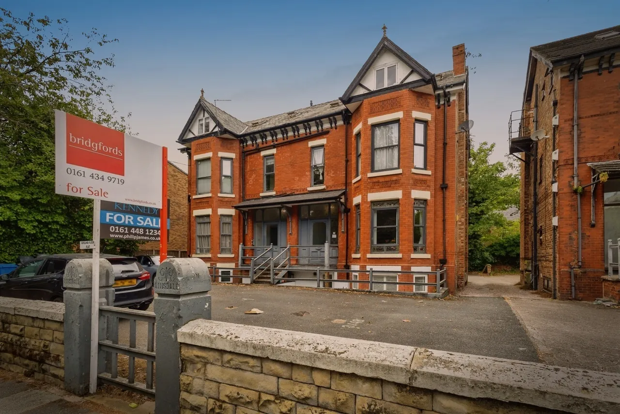 2 bed flat for sale, Palatine Road, Didsbury, M20