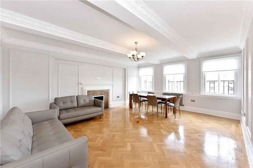 3 bed flat for sale, Baker Street, Marylebone, NW1