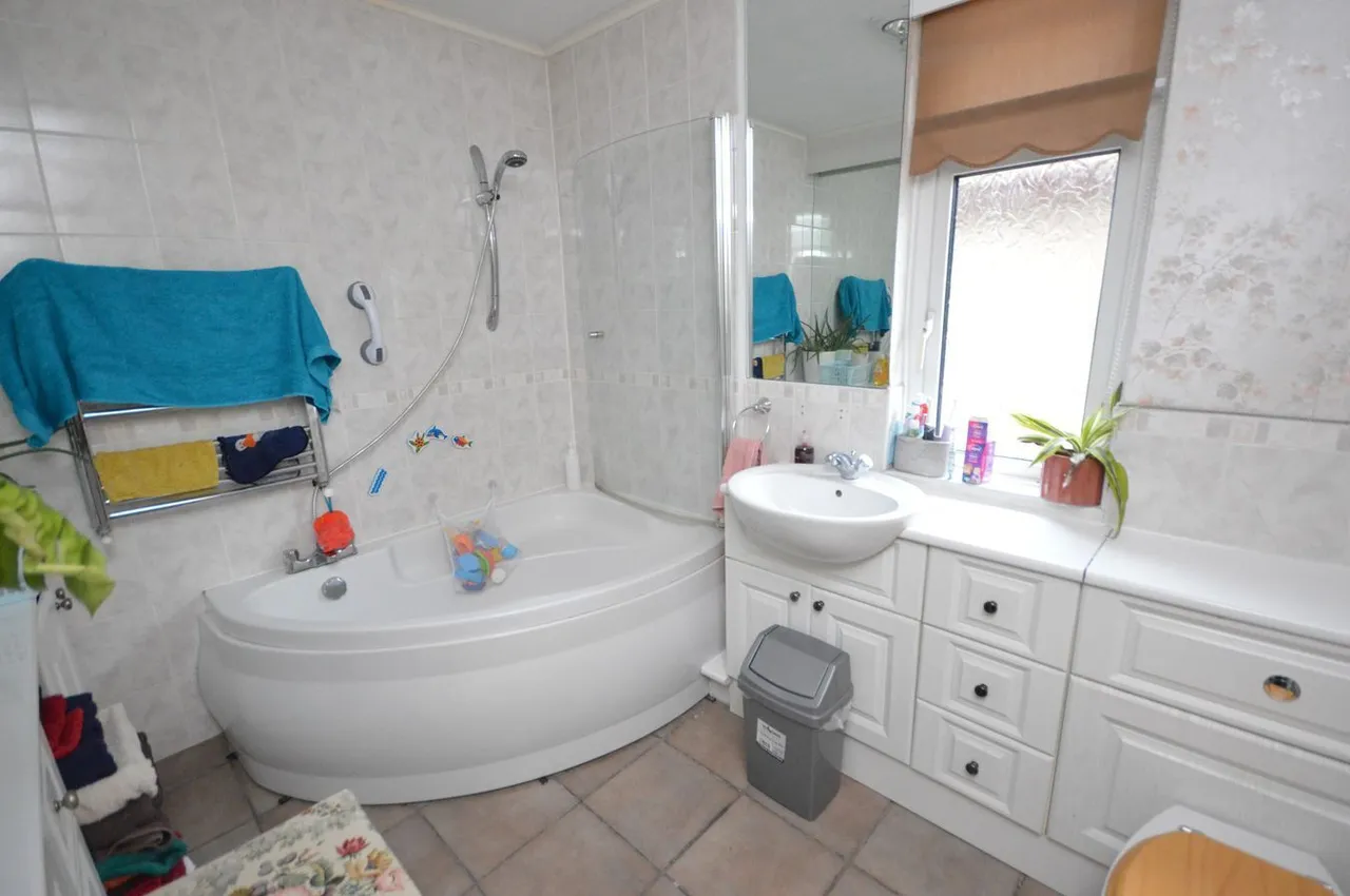 Cliff Street, Cheddar, BS27, photo 12