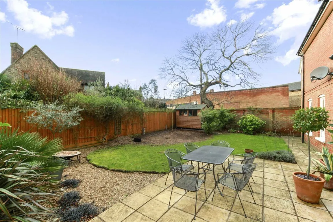 South Road, Weybridge, KT13, photo 8