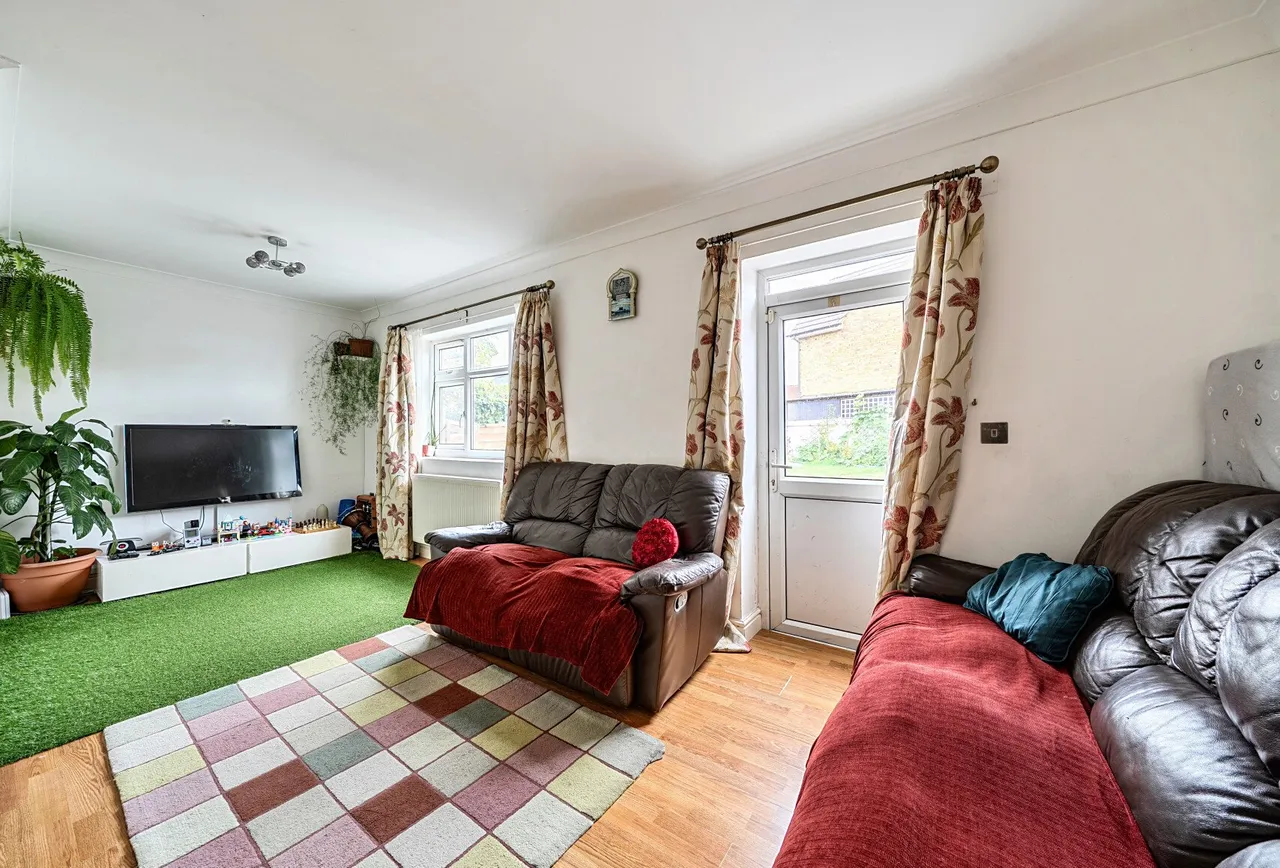 Commonside East, Mitcham, CR4 2QA, photo 4