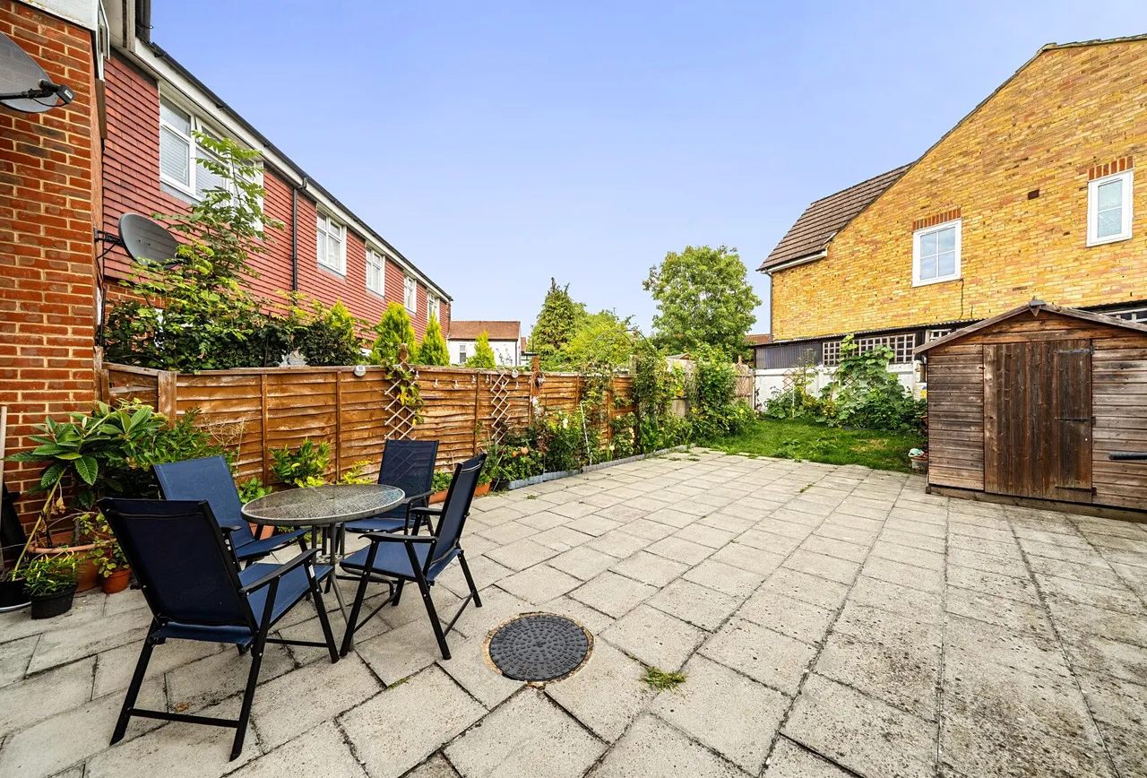 Commonside East, Mitcham, CR4 2QA, photo 9
