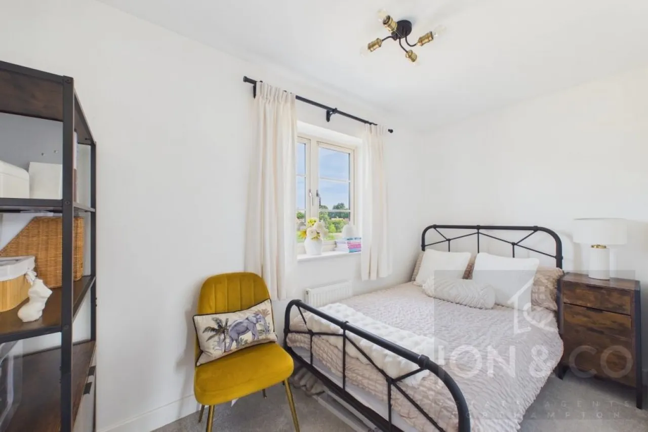 Langlands Drive, Moulton, NN3, photo 18