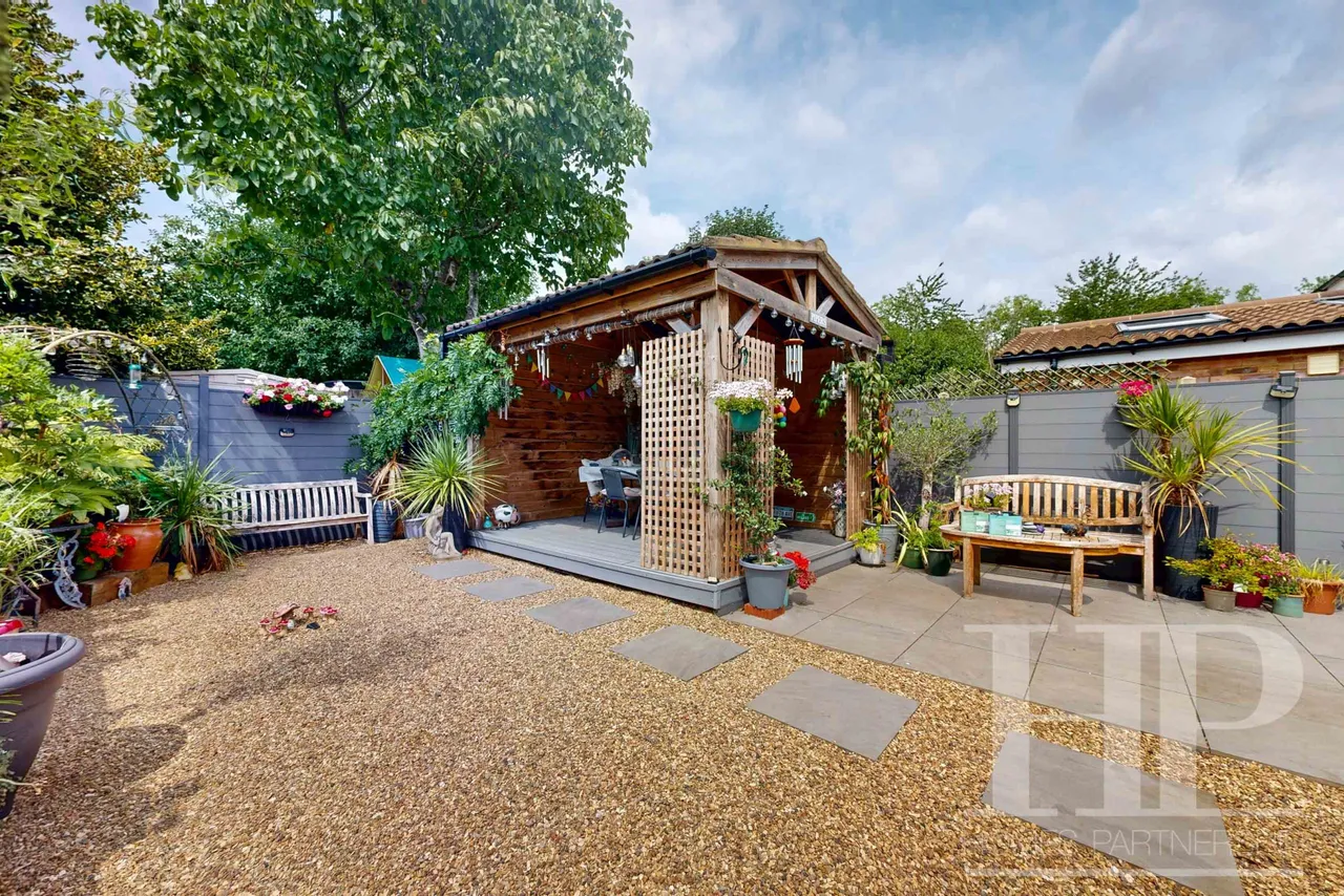 Burlands, Crawley, RH11, photo 17