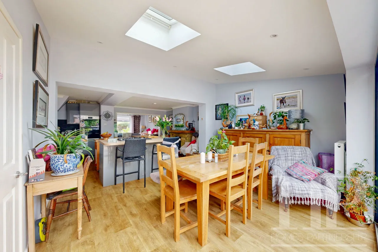 Burlands, Crawley, RH11, photo 5