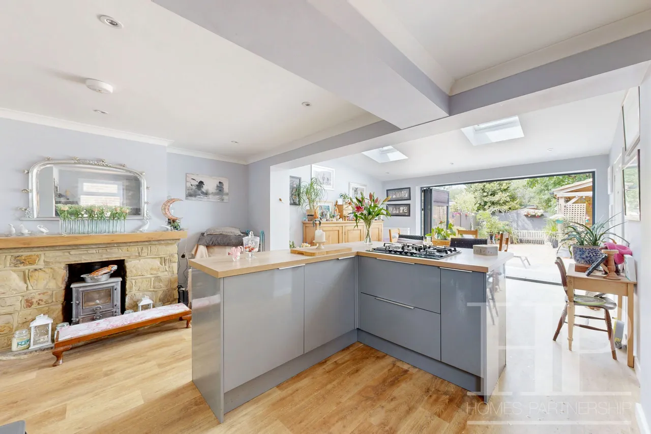 3 bed house for sale, Burlands, Crawley, RH11