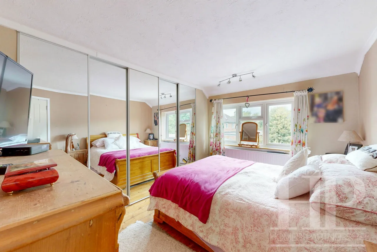 Burlands, Crawley, RH11, photo 9