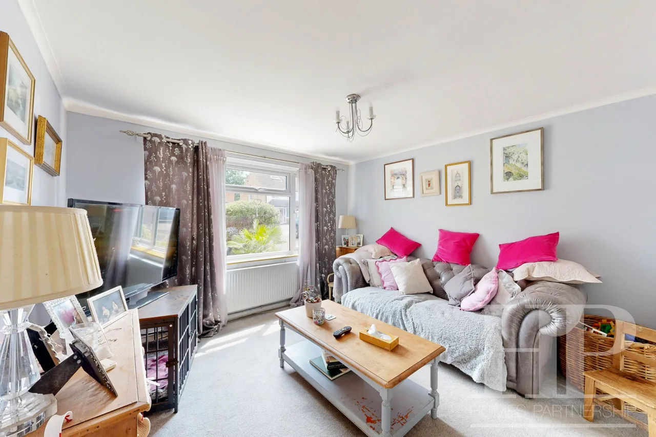 Burlands, Crawley, RH11, photo 2
