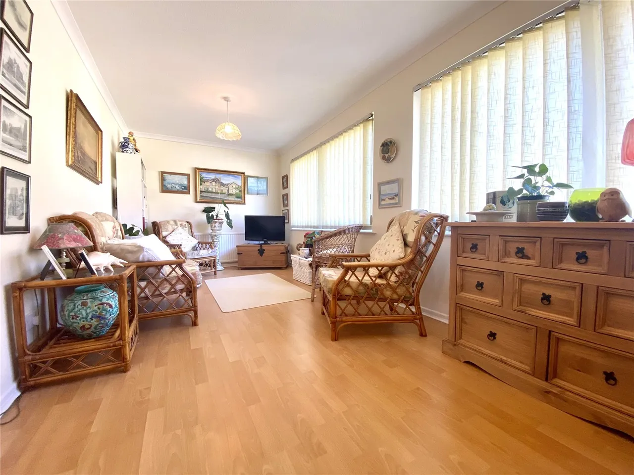 Chatsworth Avenue, Shanklin, PO37, photo 7
