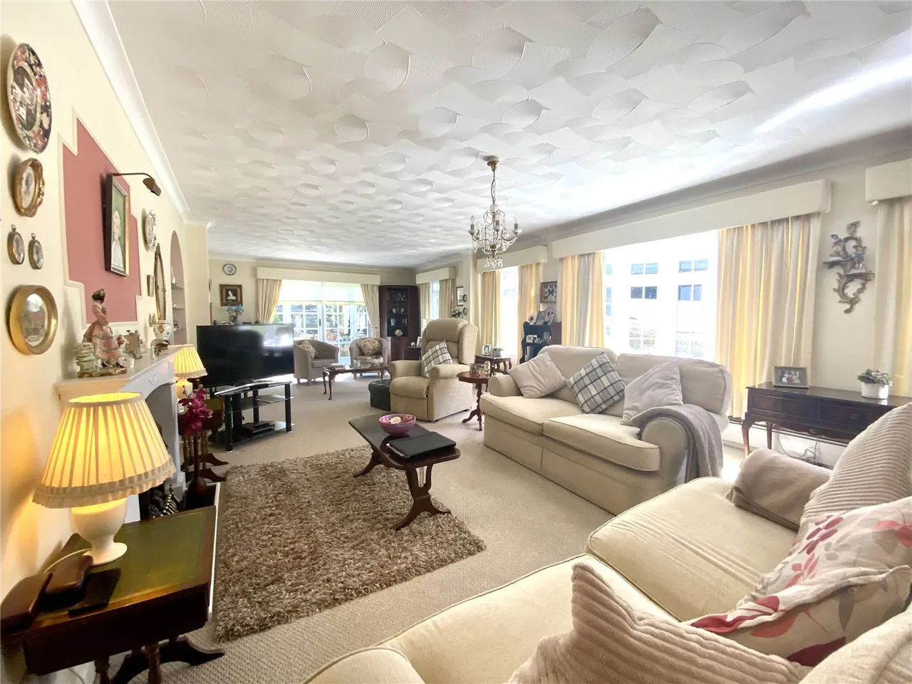 Chatsworth Avenue, Shanklin, PO37, photo 17