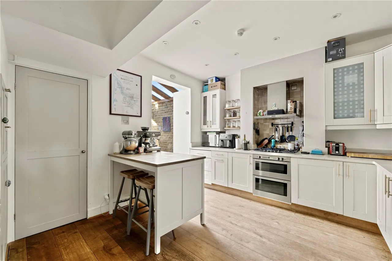 Milton Road, Hampton, TW12 2LJ, photo 4
