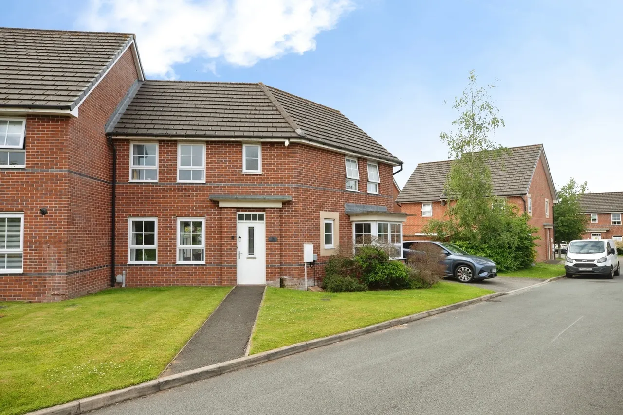 3 bed house for sale — Rose Whittle Avenue, Buckshaw Village, Chorley, Lancashire, PR7