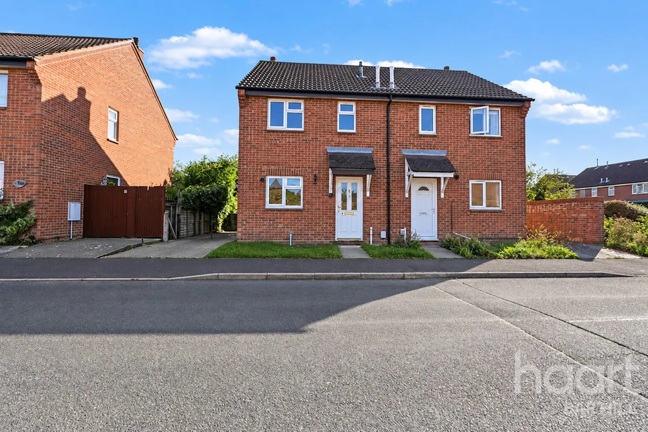 2 bed house for sale, Tay Close, St Ives, PE27