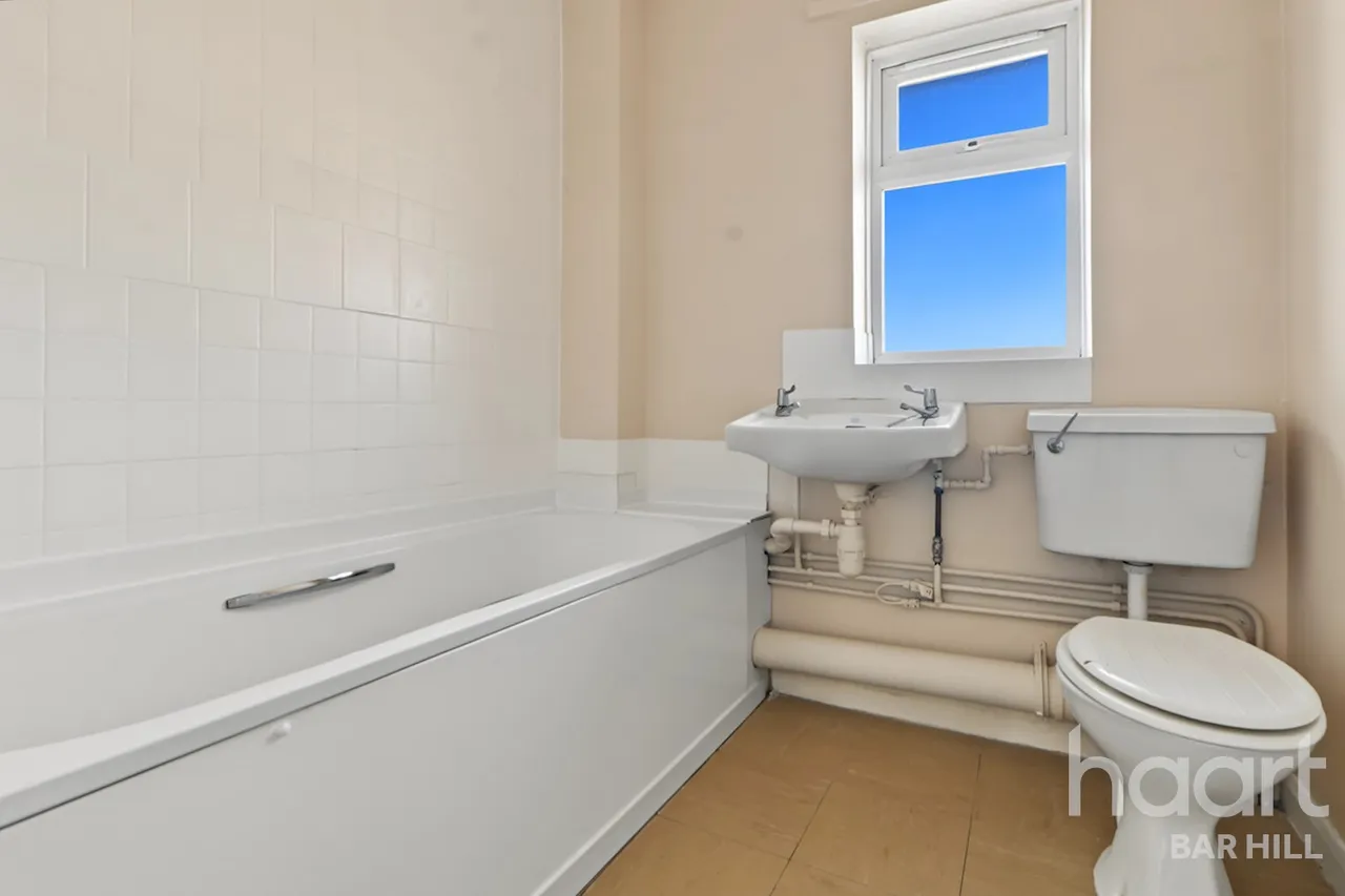 Tay Close, St Ives, PE27, photo 9
