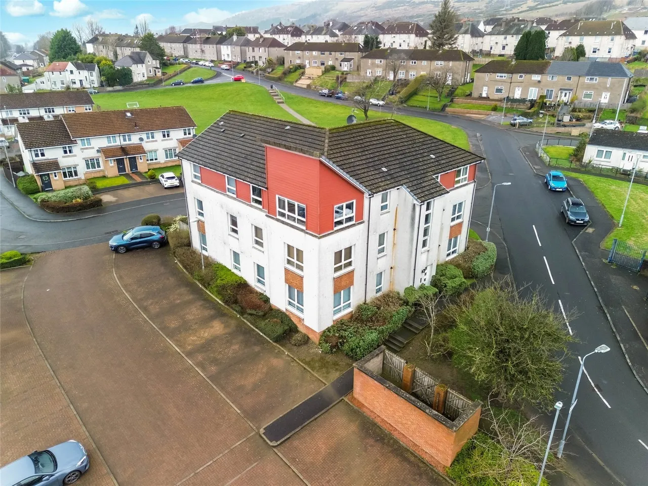 Antonine Gate, Duntocher, Clydebank, West Dunbartonshire, G81, photo 22