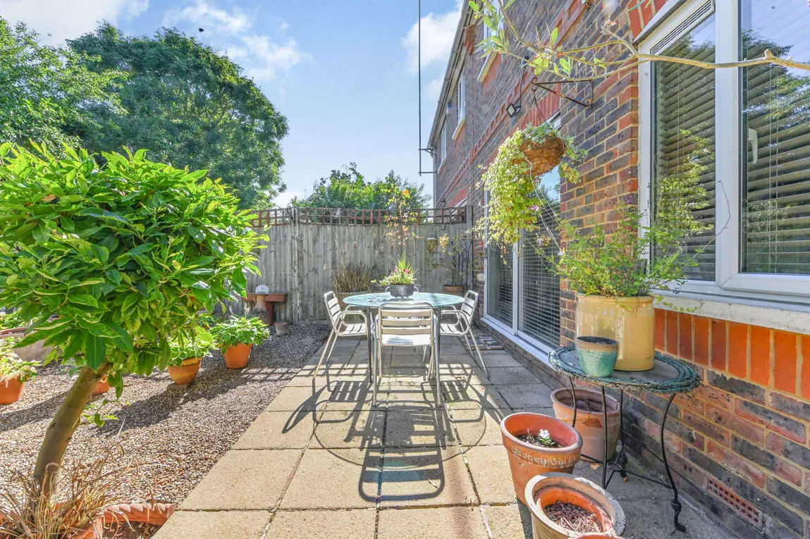 Ross Haven Place, Northwood, HA6, photo 11