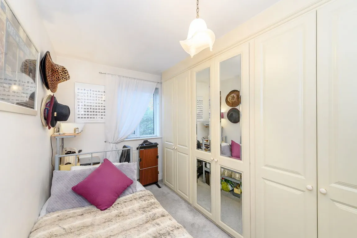Ross Haven Place, Northwood, HA6, photo 20