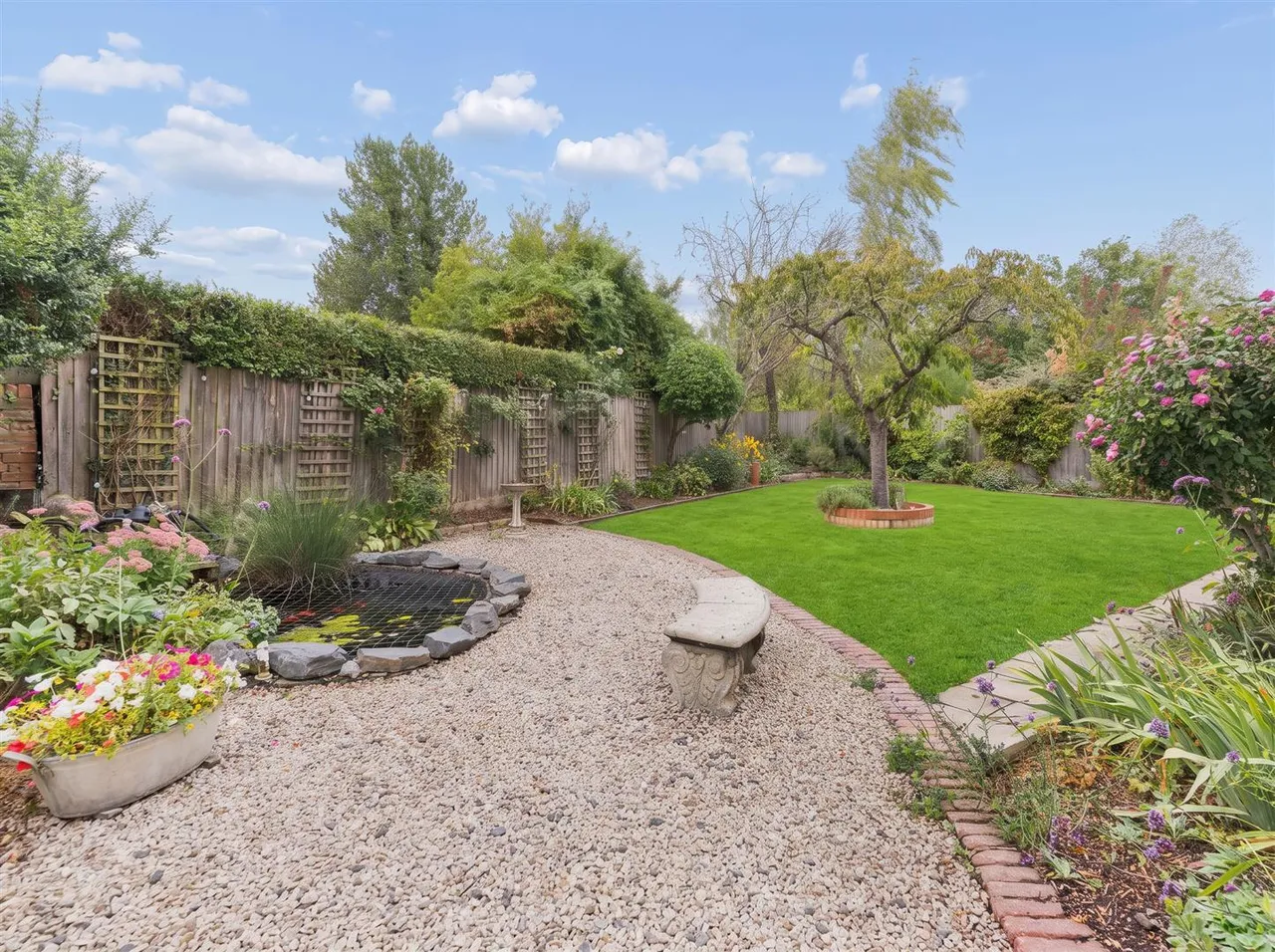 Hollow Brook, Stoke Goldington, photo 23