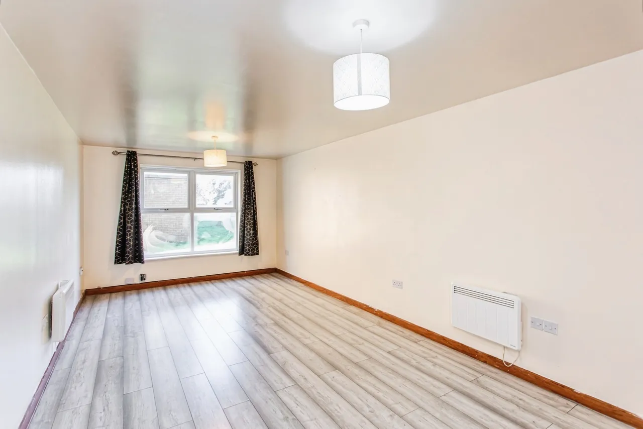 Vantage Court, 14 Kenway, Southend-On-Sea, Essex, SS2, photo 4