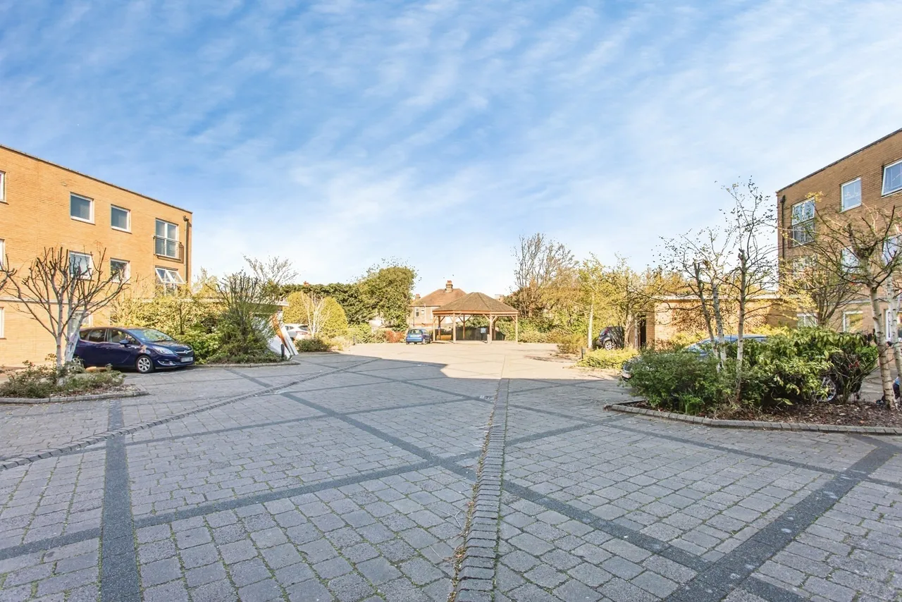 Vantage Court, 14 Kenway, Southend-On-Sea, Essex, SS2, photo 13