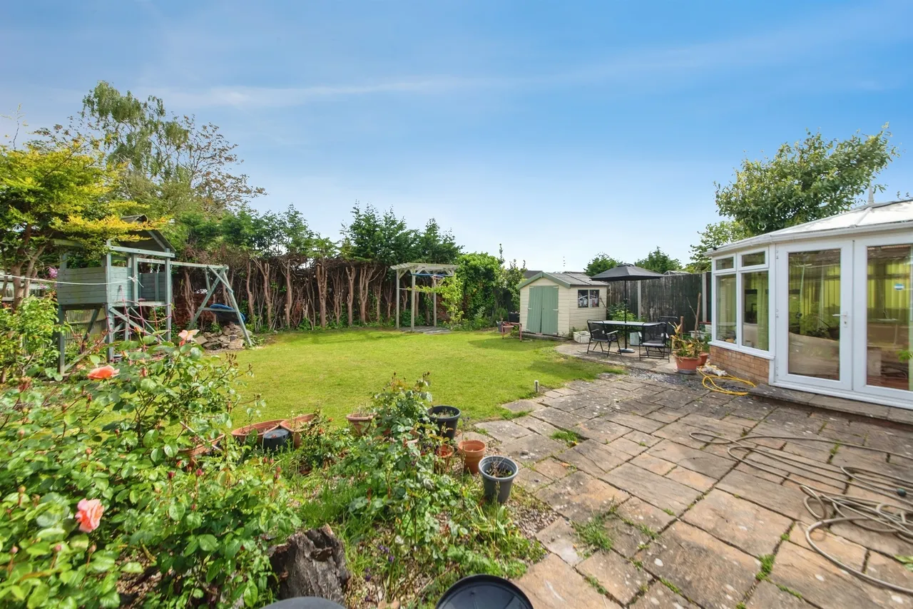 Woodfield Close, Spalding, PE11, photo 19