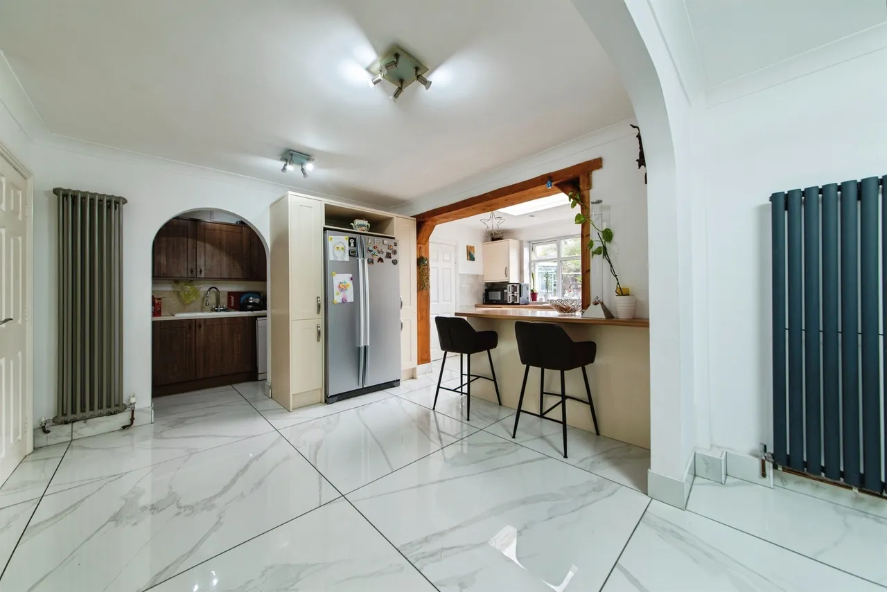 Woodfield Close, Spalding, PE11, photo 4