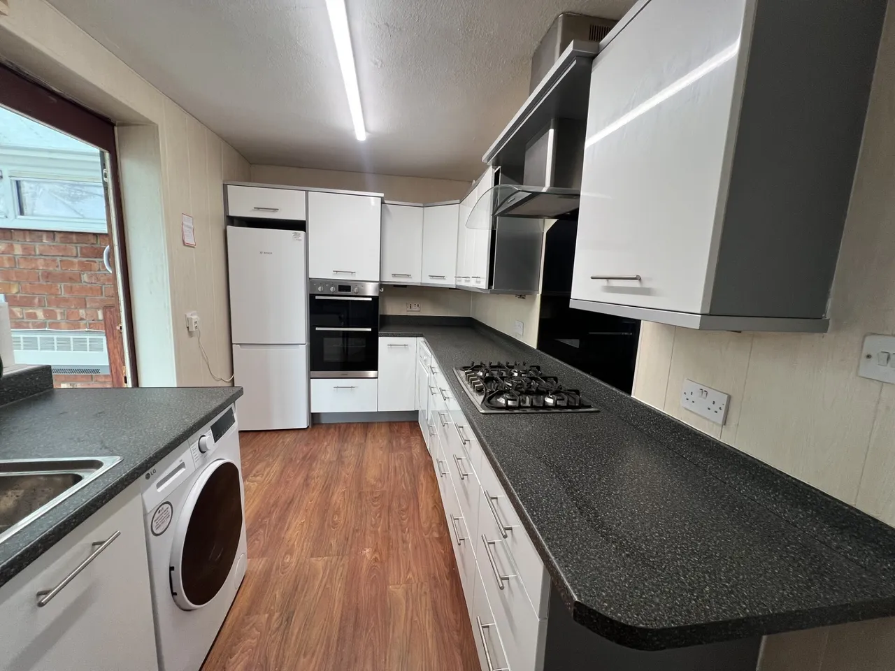 37 Hurst Bank Road, Ashton-under-lyne, OL6, photo 5