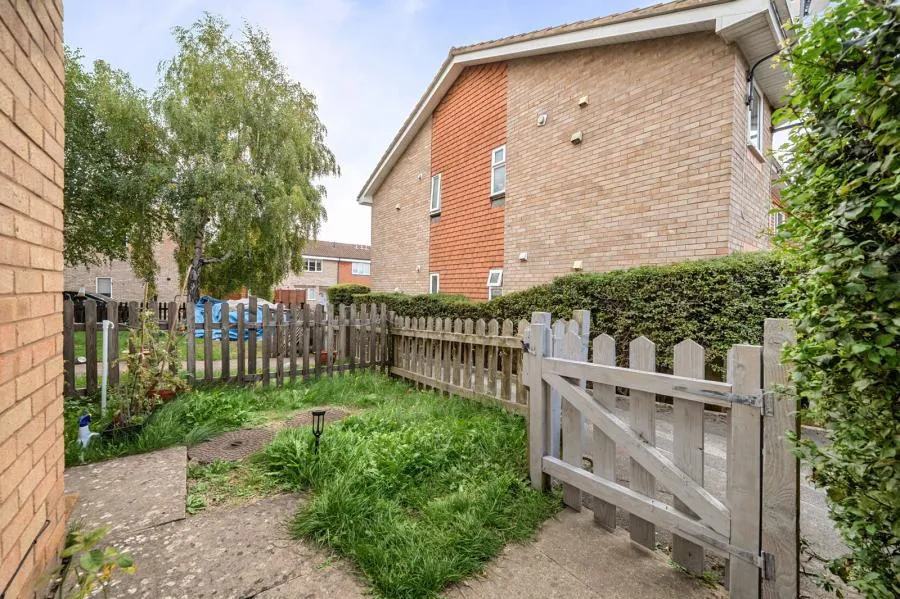 Lingfield Walk, Hereford, HR4, photo 15