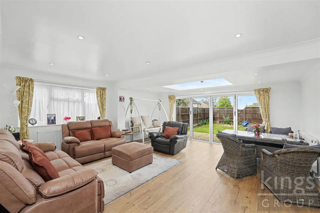 Hawkenbury, Harlow, photo 3