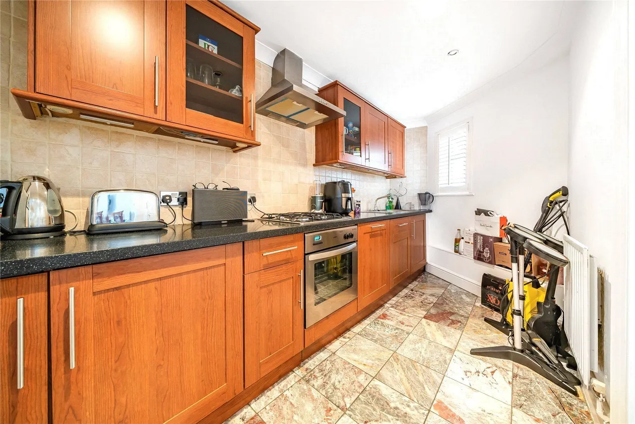 Thayers Farm Road, Beckenham, BR3, photo 6