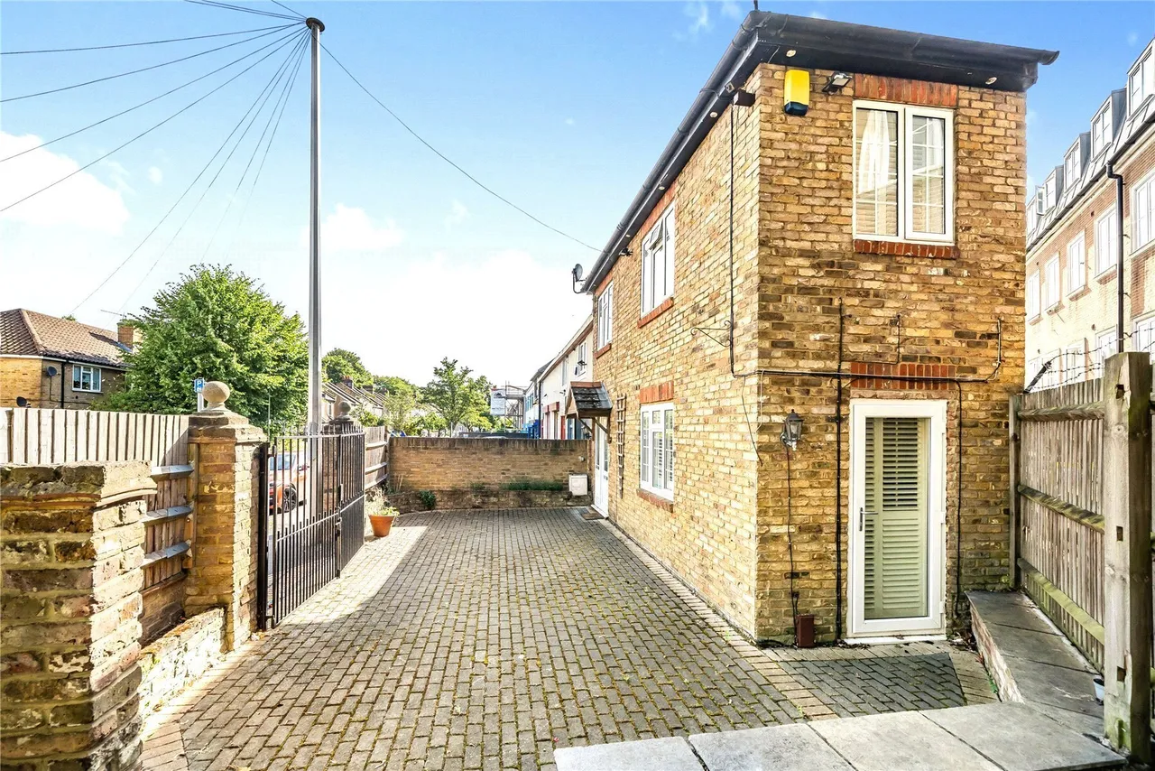 Thayers Farm Road, Beckenham, BR3, photo 10