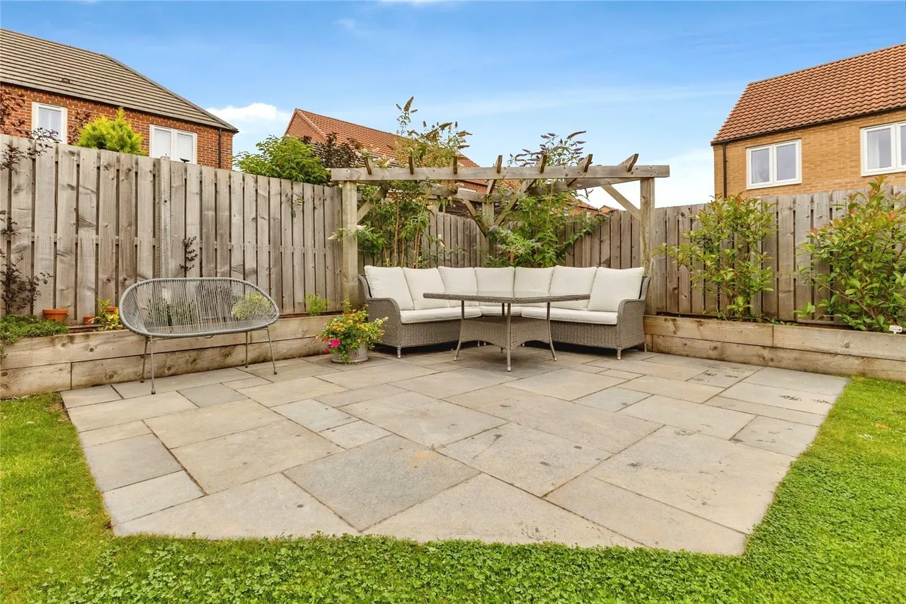 Sybilla Grove, YARM, Cleveland, TS15, photo 23