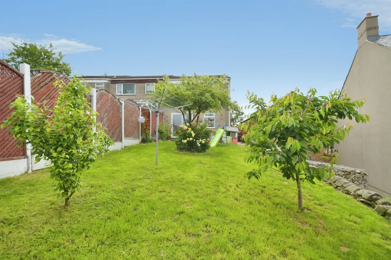 Hurst Rise, Matlock, DE4, photo 15