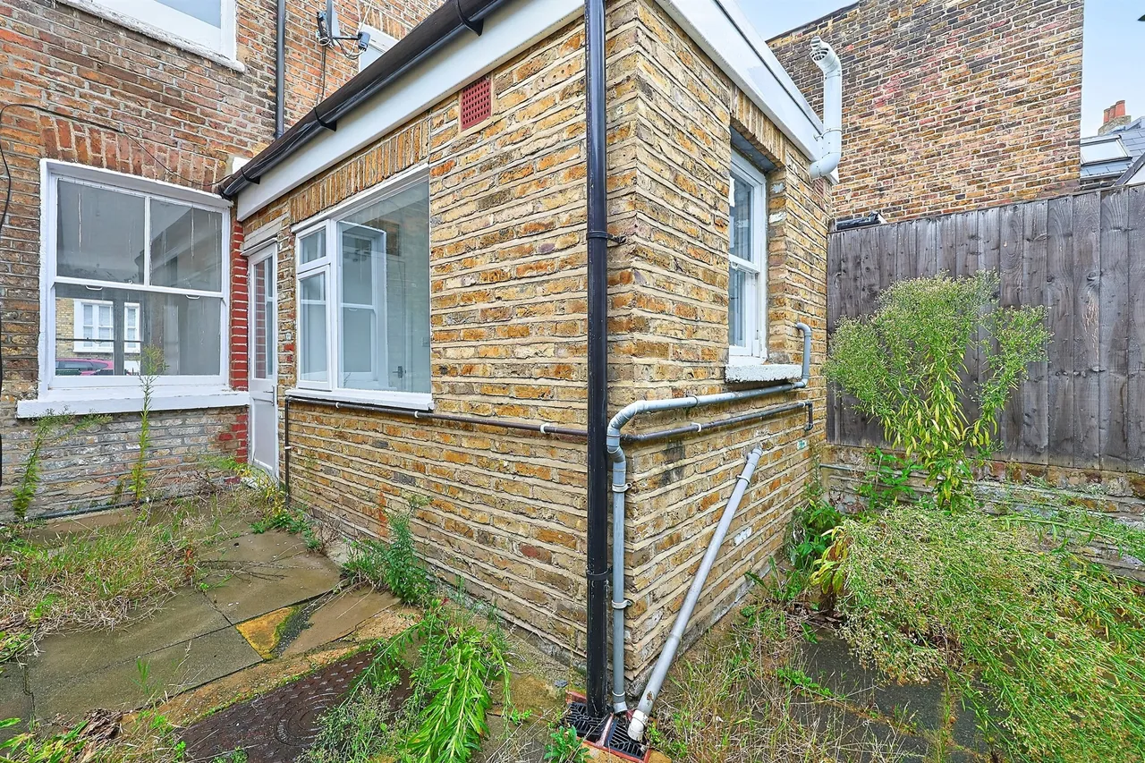 Raynham Road, London, W6, photo 2