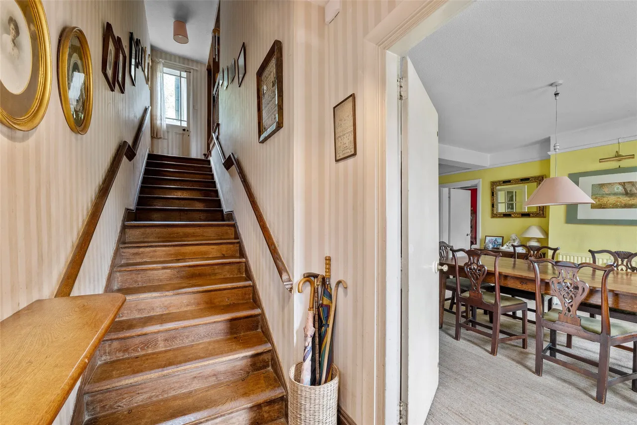 Wolfs Row, Oxted, RH8, photo 5