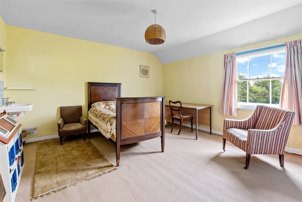 Wolfs Row, Oxted, RH8, photo 11