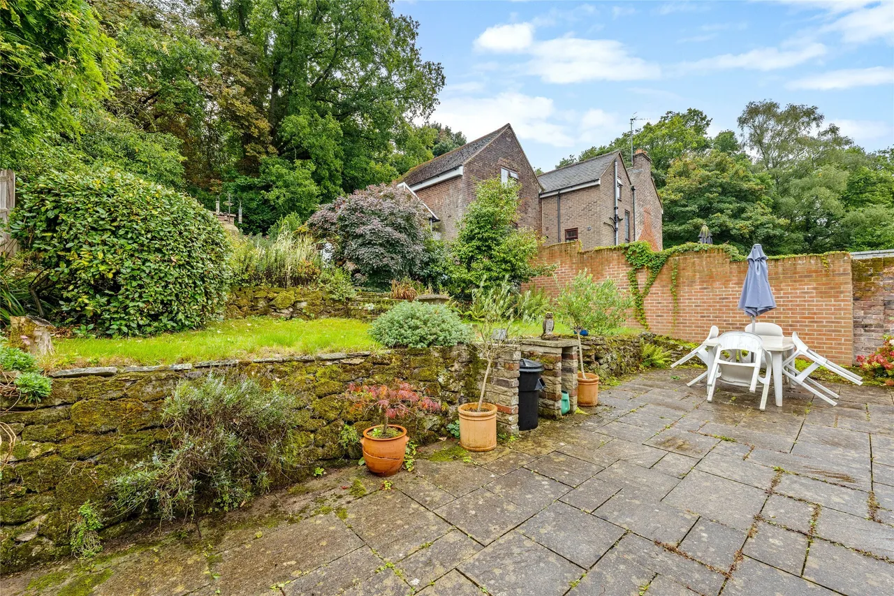 Wolfs Row, Oxted, RH8, photo 16