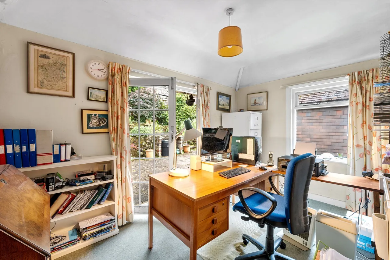 Wolfs Row, Oxted, RH8, photo 12
