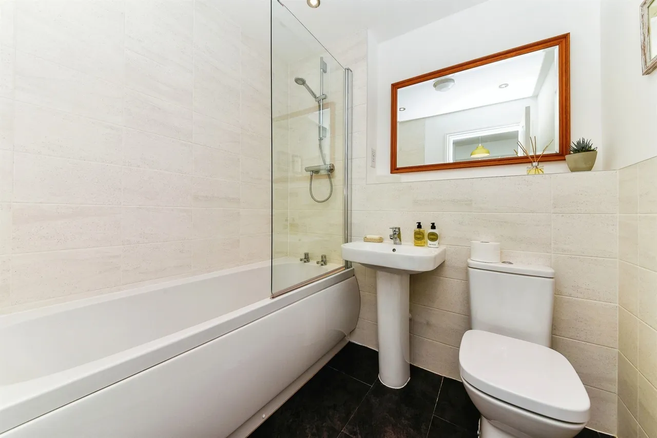 Langton Walk, Stamford, PE9, photo 15