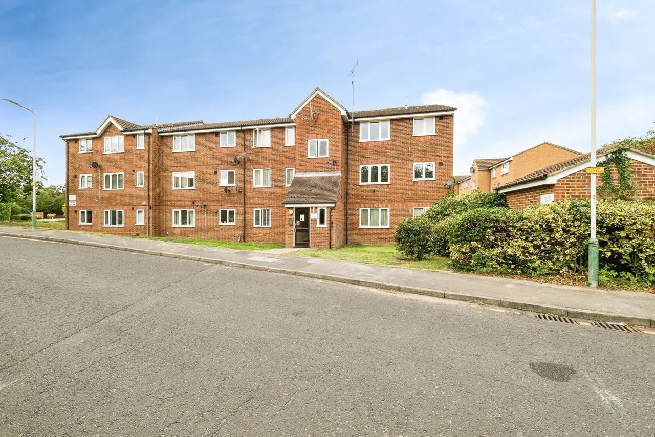 Naunton Way, Hornchurch, RM12, photo 19