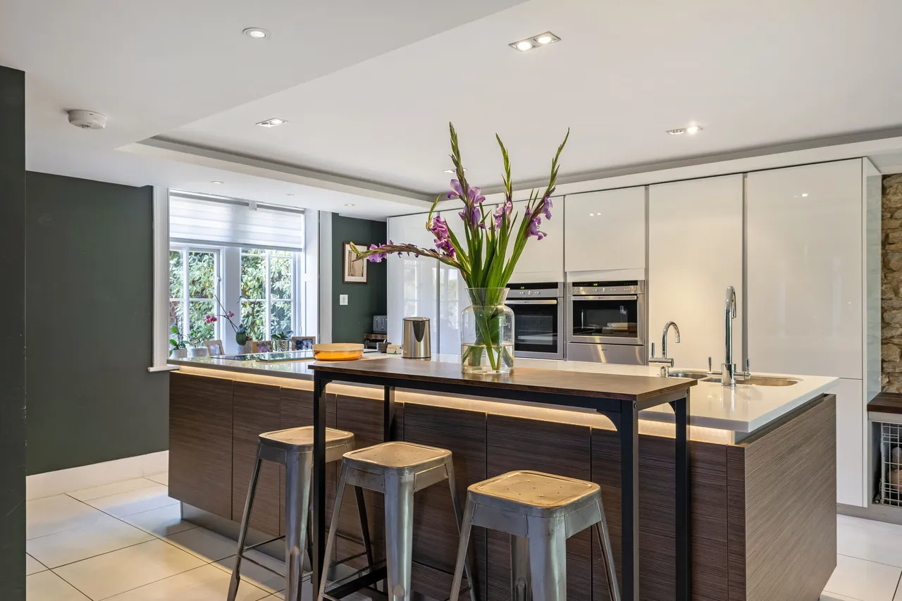 Brighton Road, Godalming, GU7, photo 4