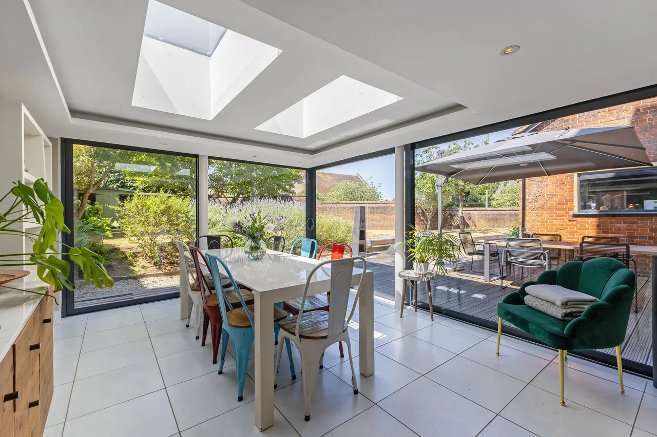 Brighton Road, Godalming, GU7, photo 6