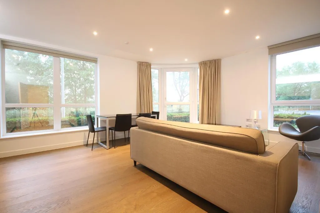Ottley Drive, London, SE3, photo 3