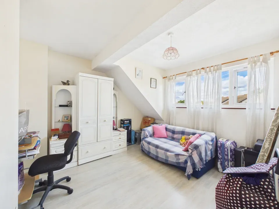 Wallis Way, Horsham, photo 7